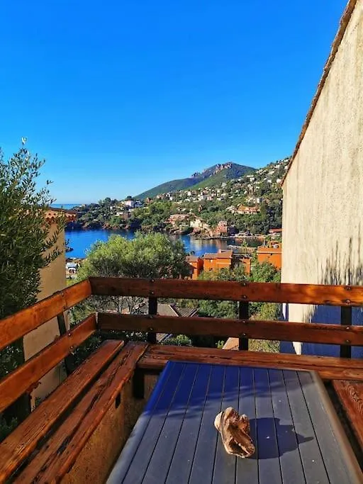 Petit Mas Coquet Dans L'Esterel Théoule-sur-Mer 0*,  France