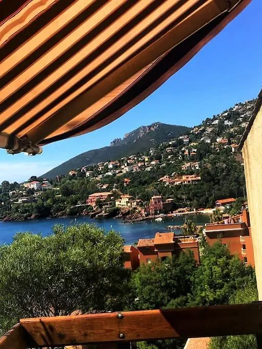Petit Mas Coquet Dans L'Esterel Théoule-sur-Mer